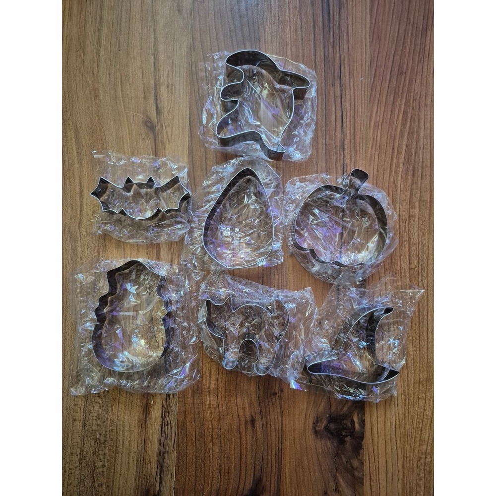 7 Halloween Cookie Cutter Set Stainless Steel Ghost Pumpkin Bat Cat Silver s24